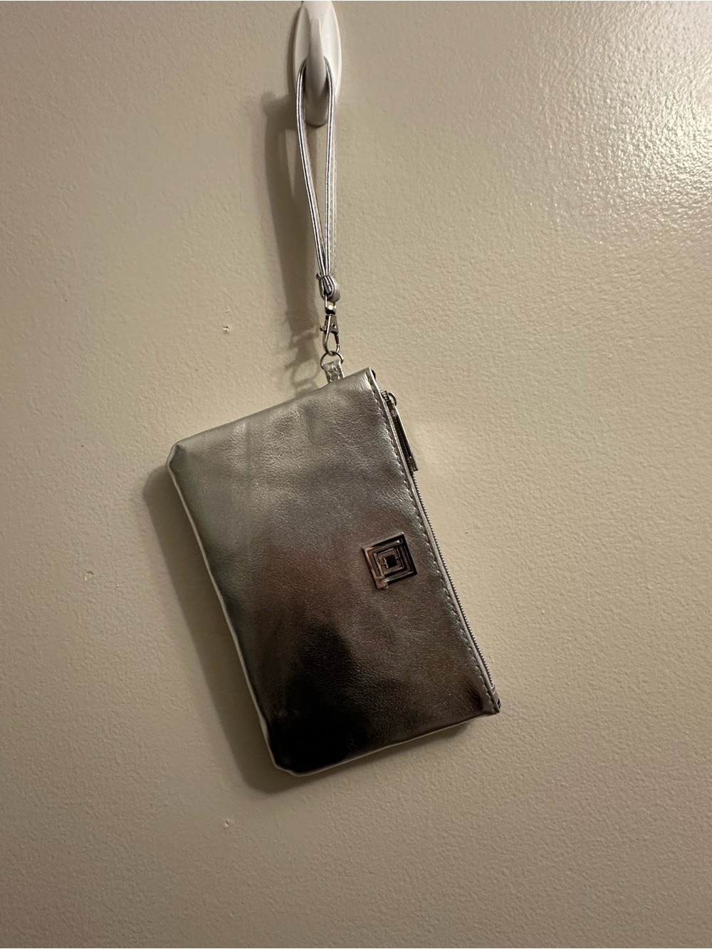 #297 Metallic Silver Wristlet Phone Case with Wrist Strap - Unbranded